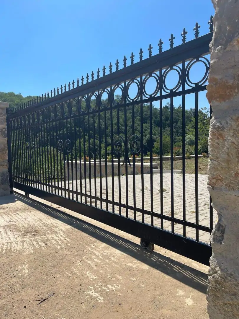 Ferforje Villa Kapısı